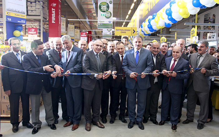 Metro, 32. mağazasını Malatya’da profesyonellerin hizmetine sundu