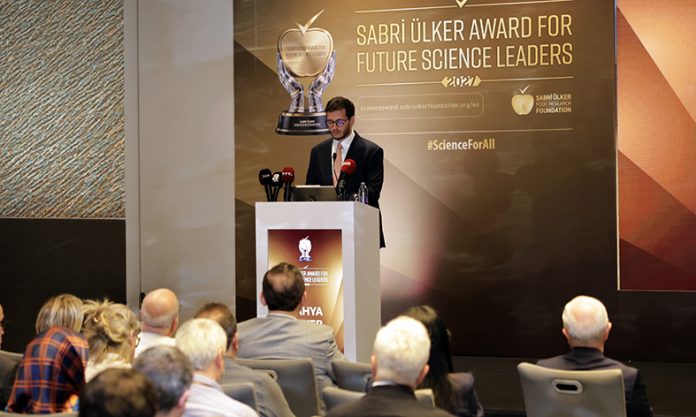 Sabri Ulker Vakfi Baskani_Yahya_Ulker